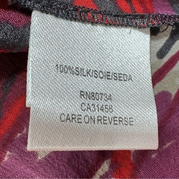 BCBGMaxAzria Abstract Print Knot Front Silk Blouse Sleeveless Black Red Medium - Picture 10 of 12